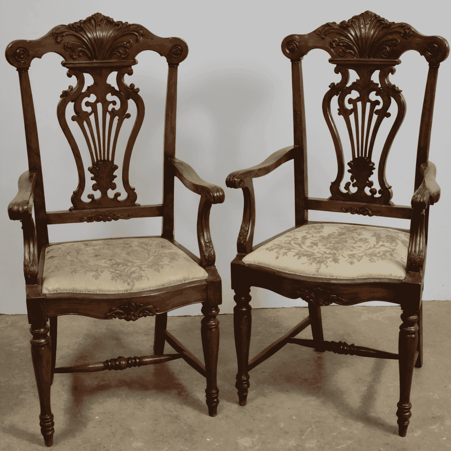 Before and after images of a restored antique chair, showcasing the remarkable results of genetic wood restoration techniques